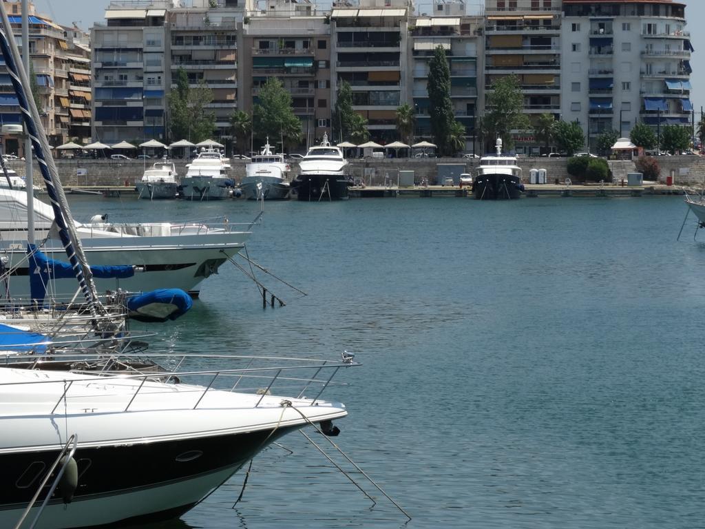 Faros I Hotel Piraeus Exterior photo